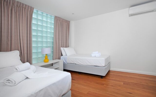 Manly Stay LUX Apartments