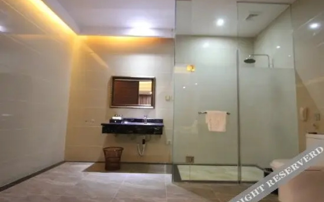 Weili Holiday Hotel (Xinyi Yuegui Road)