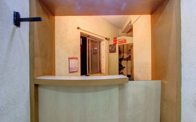 OYO 22503 Hotel Residency Gate