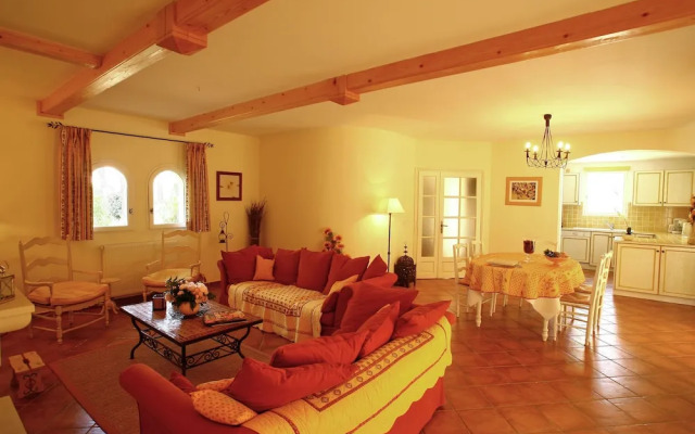 Large Villa With Private Pool Between Provence and Riviera