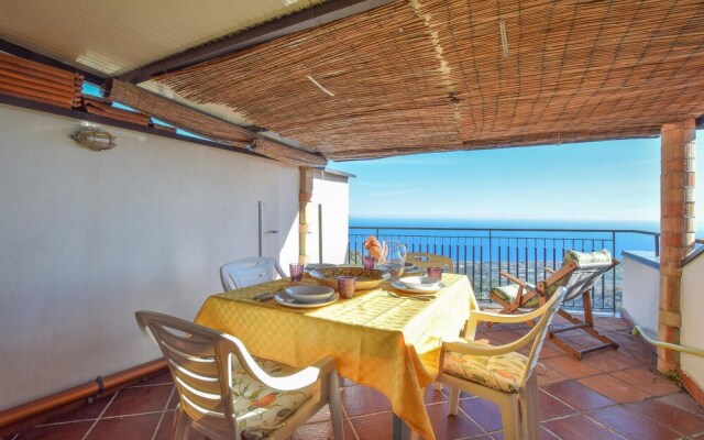 Amazing Home in Savoca With Wifi and 2 Bedrooms