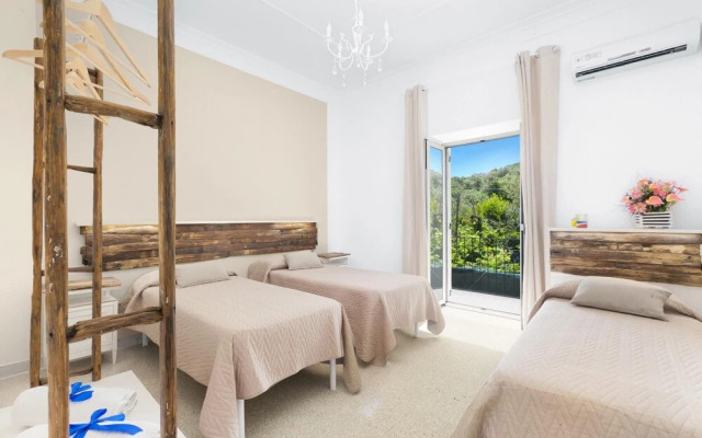 Villa Imma With Private Swimming Pool Sea View and Parking