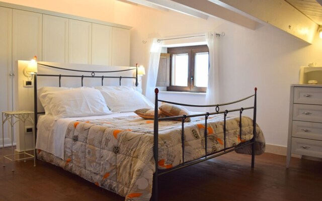 Luxurious Holiday Home With Swimming Pool In Syracuse Italy