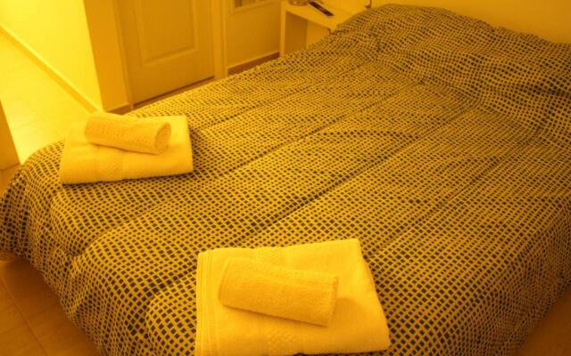 Agua De Coco Hosteria