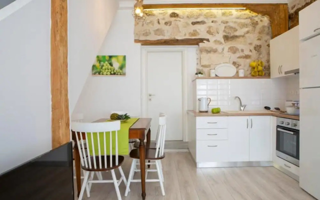 Polyxenis Cozy Maisonette - Lefkada BnB