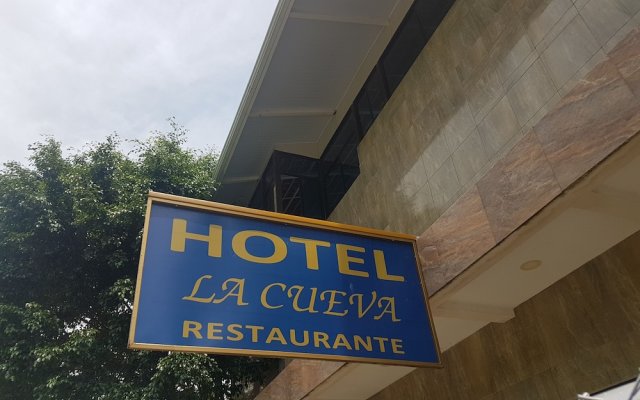 Hotel La Cueva De Limón