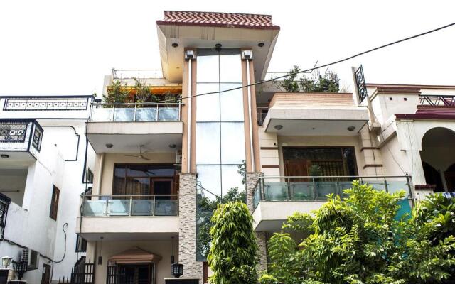 OYO 1247 Hotel Lybranth Residency