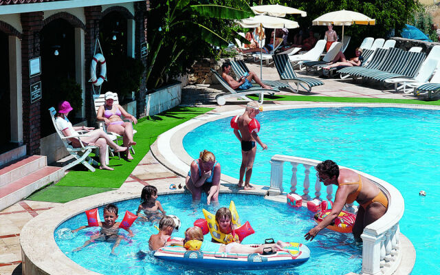 Green Park Aparts Hotel