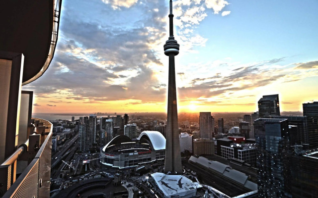 Toronto Escape - Onyx Suite