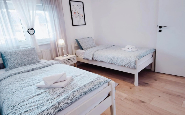 Lumani Apartment Zagreb with FREE Parking