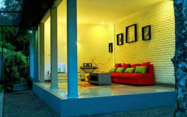 Winaposa Villas and Warung Pudak