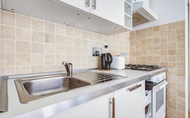 Gonfalone Residence Alice