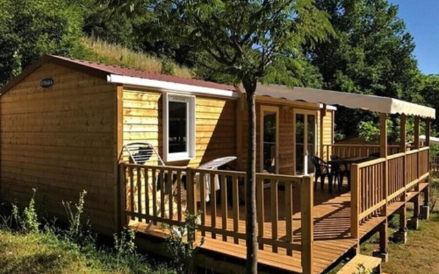 Camping Les Cerisiers du Jaur