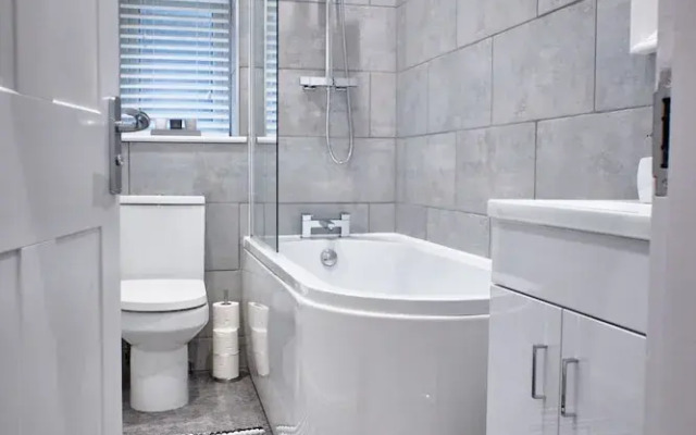 The Townhouse Simple2let Serviced Apart