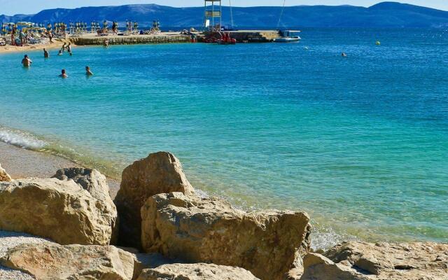 Apartment in Dramalj With Swimming Pool