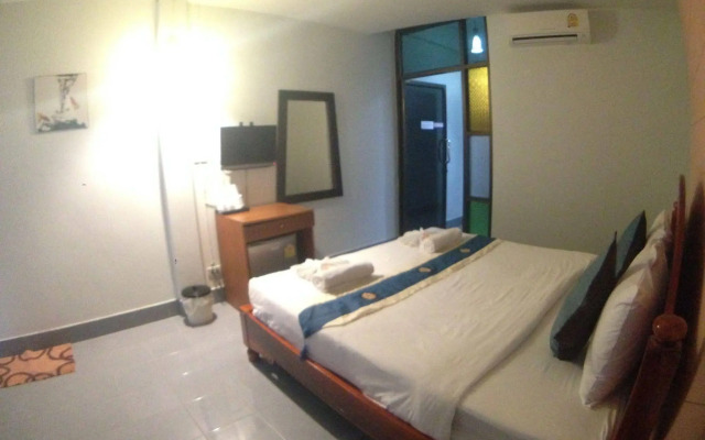 Srichada Hotel Khaolak