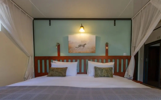 The Courtney Lodge