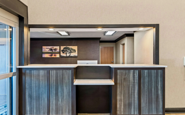 Best Western Presidential Hotel & Suites