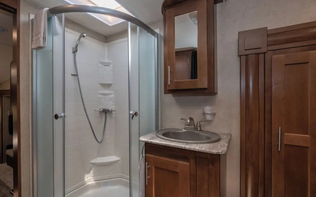 Far West RV Park and Cabins