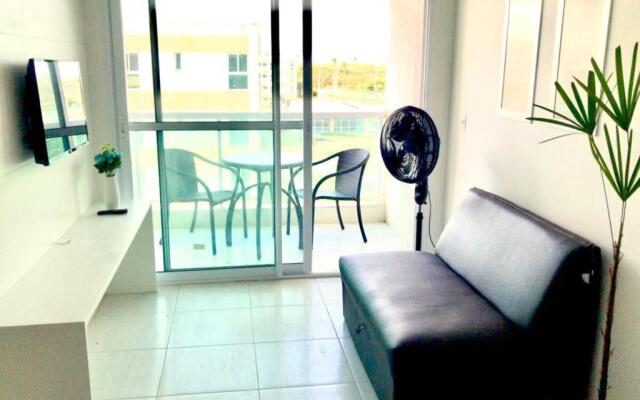 Muro Alto Condominio Club - By AF