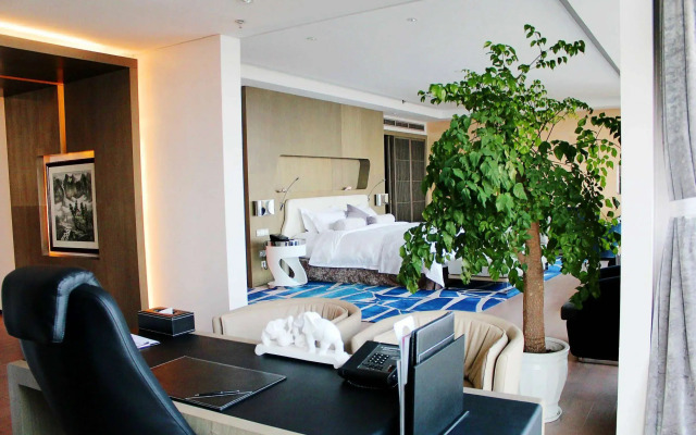 Wyndham Grand Hotel Qingdao