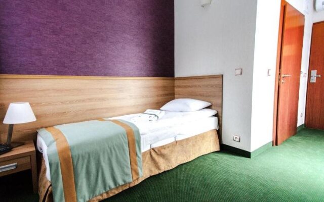 Wróblówka Hotel Restauracja