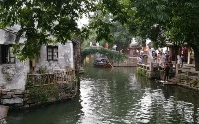 Zhouzhuang Water Moon Pavilion Inn