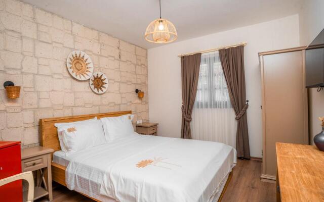 Alba Otel Alaçatı