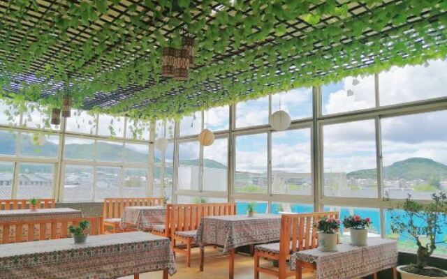 Shangri-La Tibetan Cypress lnn