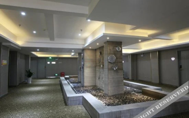 Xinshidai Holiday Hotel
