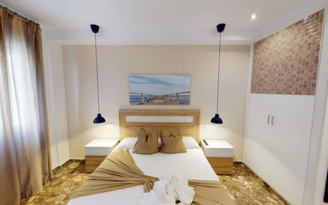 RoomBoutique32