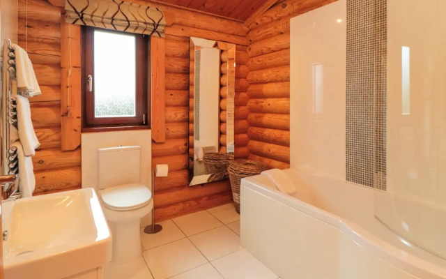 Endeavour Lodge 4
