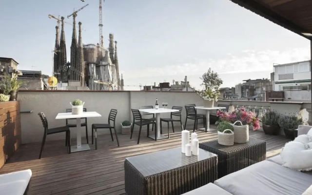 Enjoybcn Gaudi Apartments