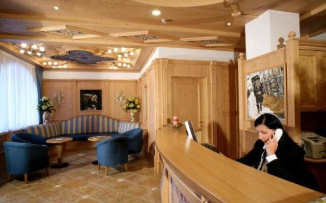 Hotel Garni La Roccia