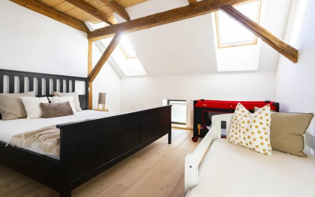 Villa in Rudnik With Private hot tub