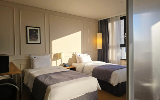 JK Blossom Hotel