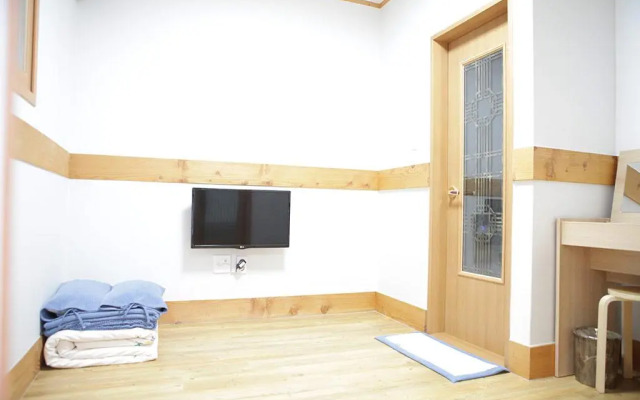 Heungbuga Hanok Guesthouse