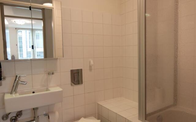 The Pearl Of The Jordaan...