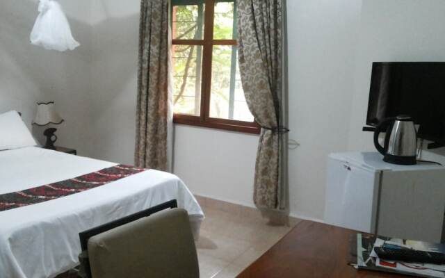 White Castle Hotel Arua