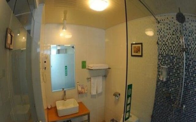 Vienna Hotel Shenzhen Luofang Branch