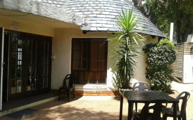 Rosebank Boarding Hostel