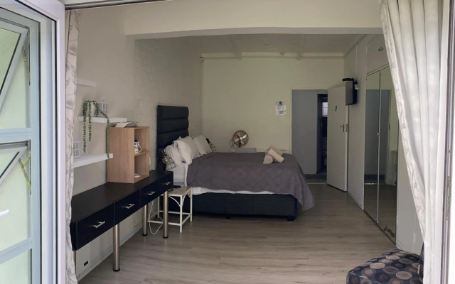 Kelkiewyn Waterkloof Guesthouse