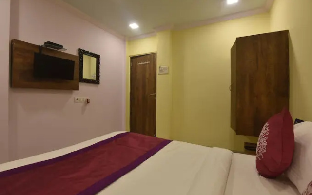Hotel Stay Land by OYO Rooms