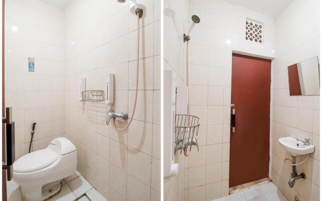 OYO Flagship 3753 Cassa Dua Hotel
