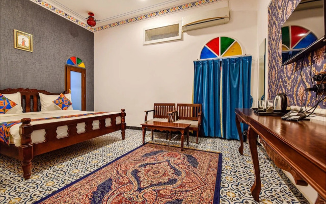 Fabhotel Ambika Chirwa House