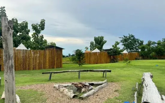 Khao Poon Camping