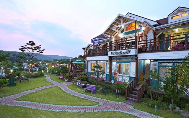 Gyeongju Windmill Pension