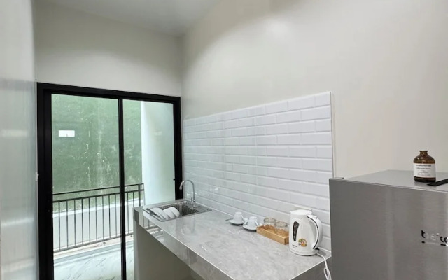 Lela Home