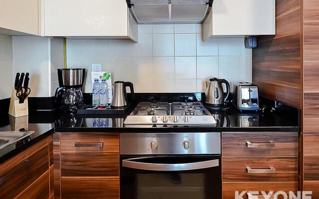 KeyOne - 1BR in Sparkle Tower