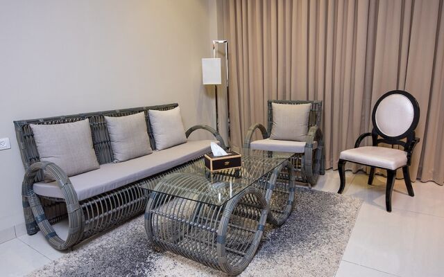 Sandrine Hotel & Spa